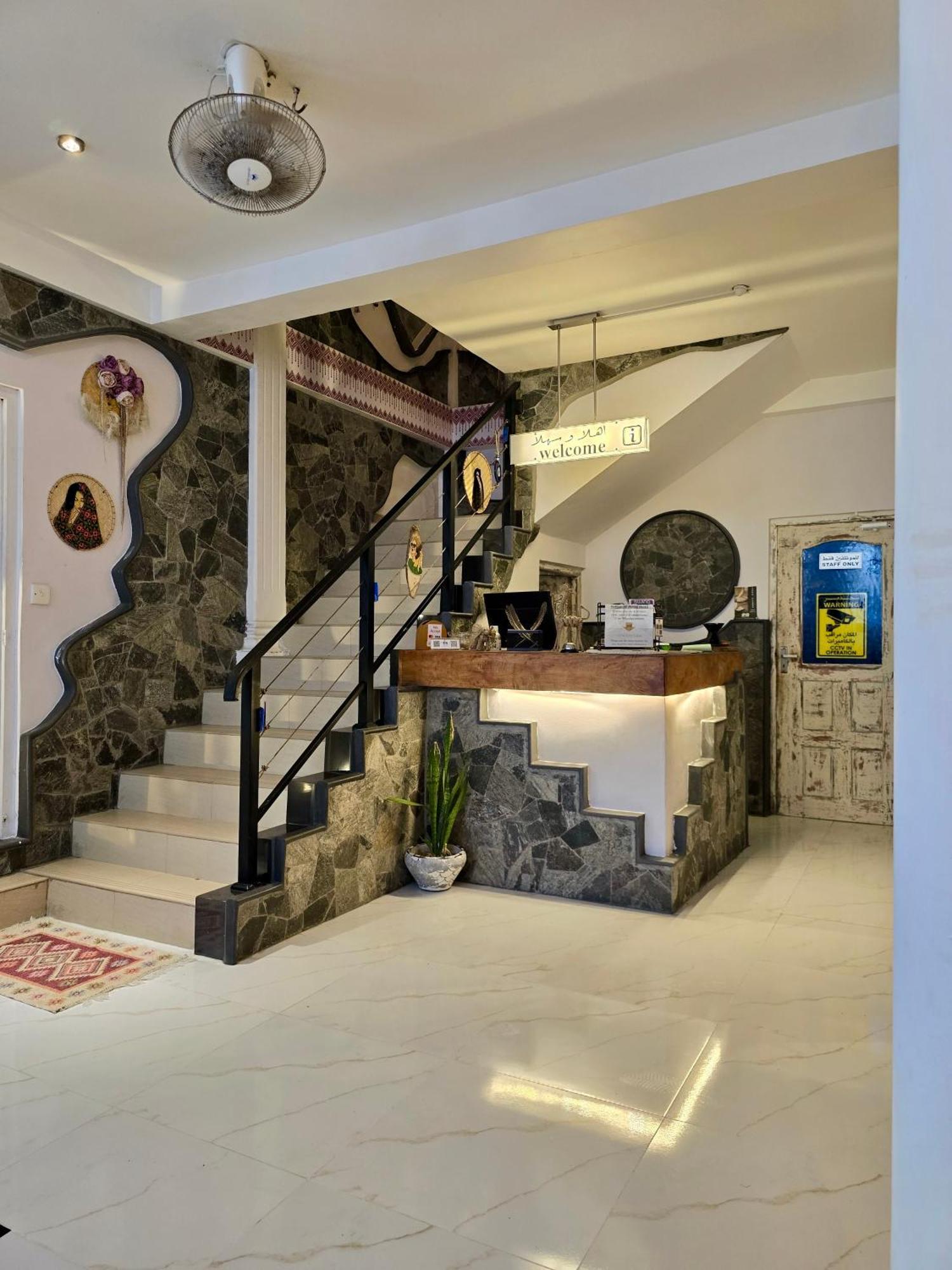 Habibi Hostel & Restaurant Unawatuna Ngoại thất bức ảnh