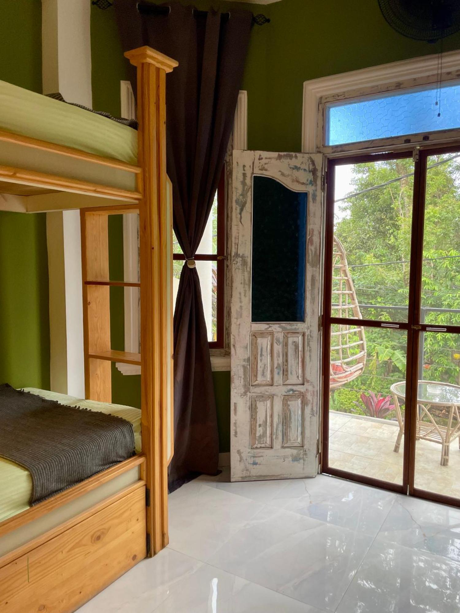Habibi Hostel & Restaurant Unawatuna Ngoại thất bức ảnh