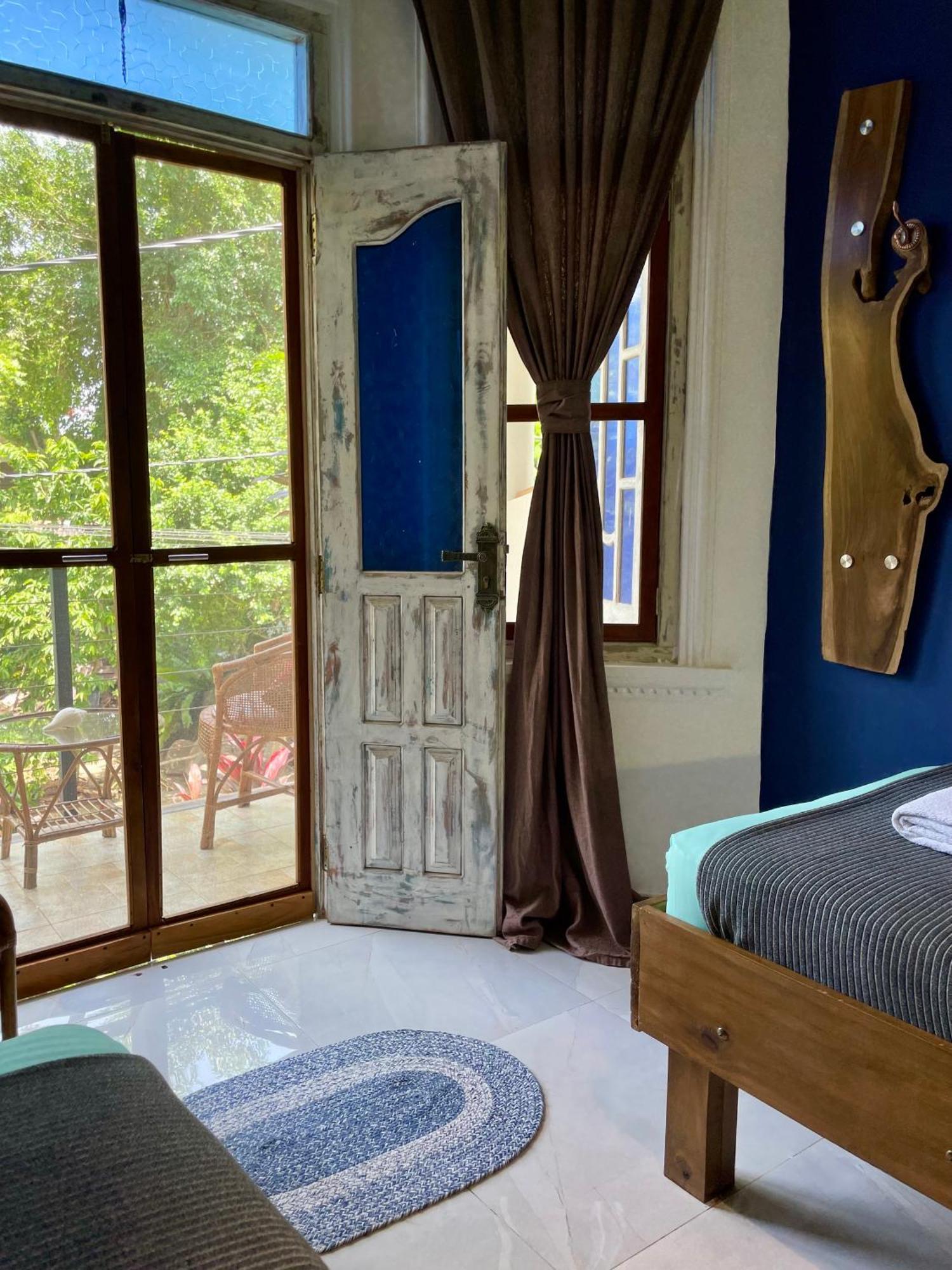 Habibi Hostel & Restaurant Unawatuna Ngoại thất bức ảnh