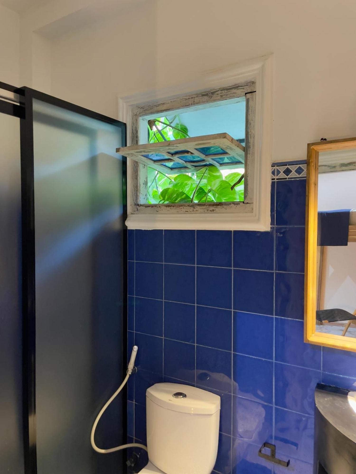 Habibi Hostel & Restaurant Unawatuna Ngoại thất bức ảnh