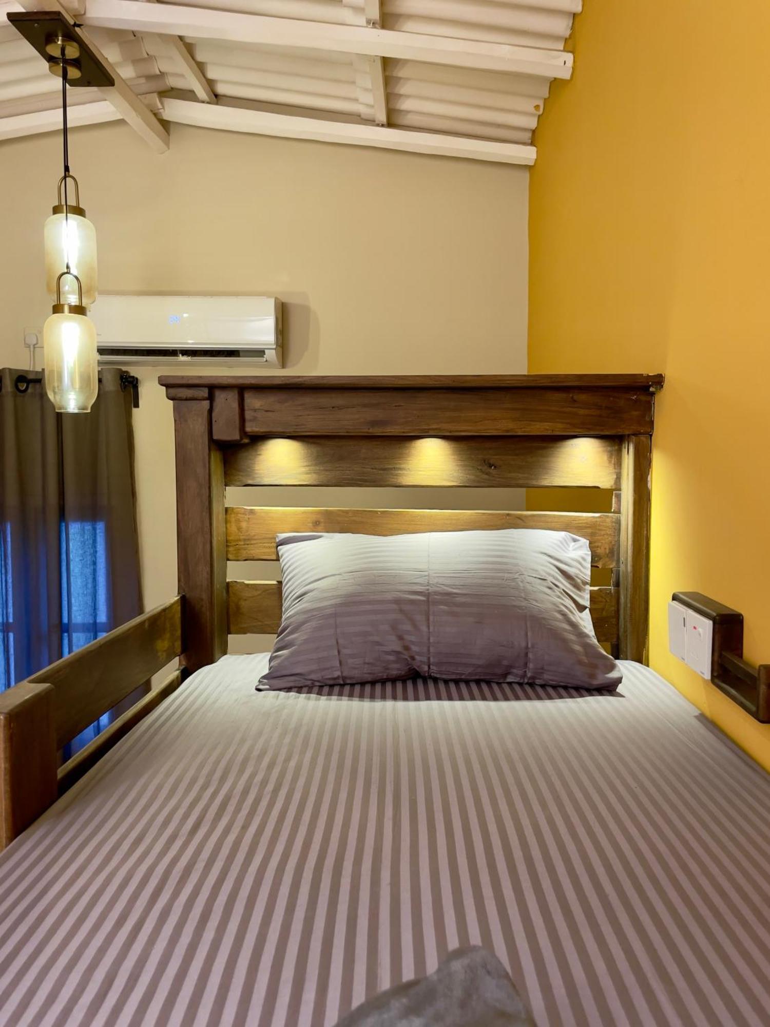 Habibi Hostel & Restaurant Unawatuna Ngoại thất bức ảnh
